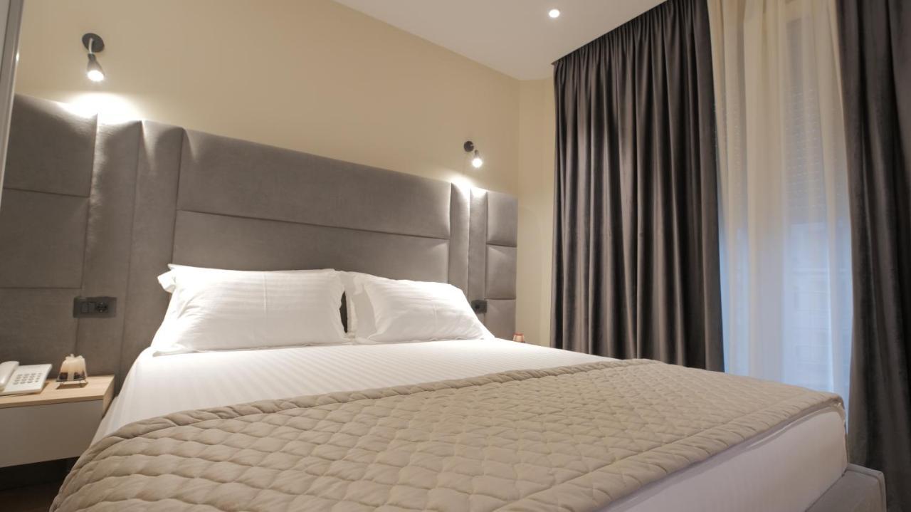 Deluxe Double Room,1154818713:JPEG