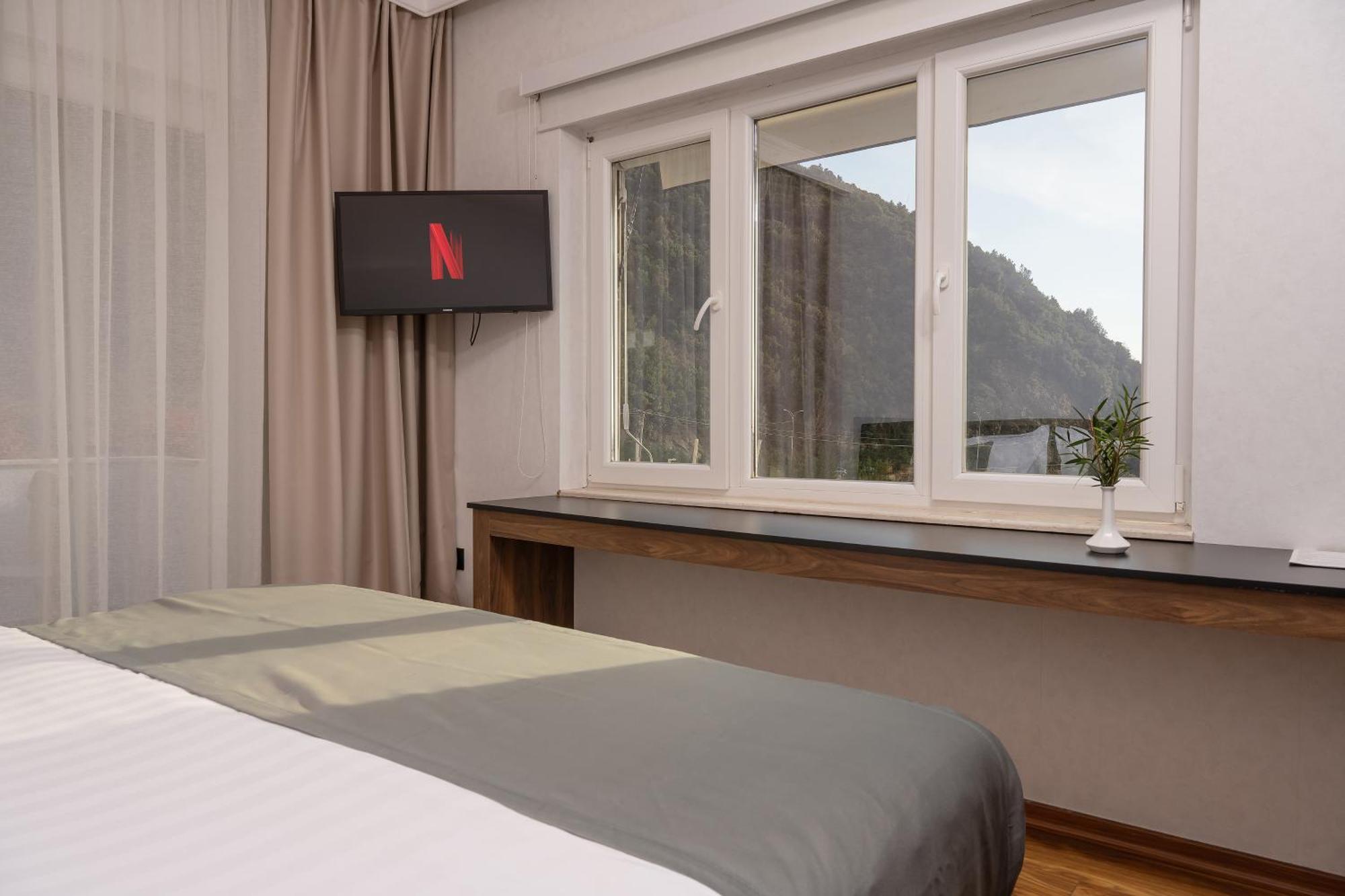 Standard Double Room,1588274512:JPEG