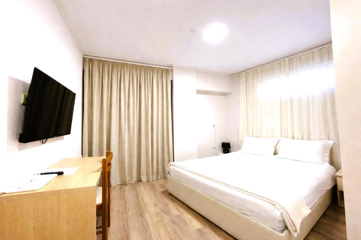 Single Room,1758562954:JPEG