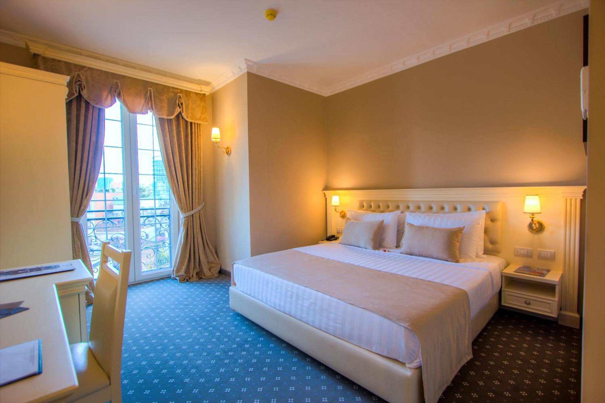Double Room Airport Transfer,460674885:JPEG