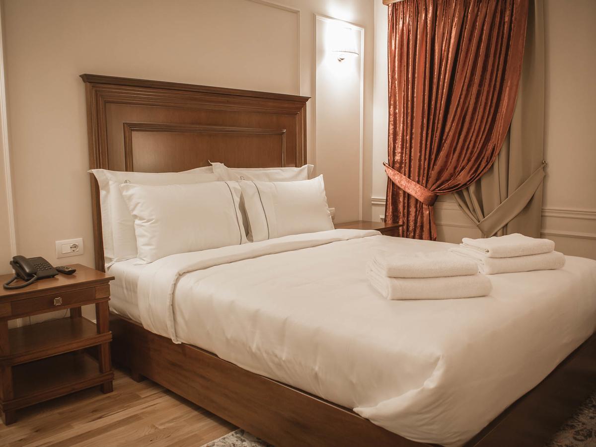 Double Room,516081900:JPEG